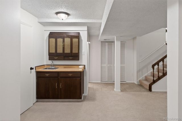 2558 S Vaughn Way D, Aurora, CO 80014