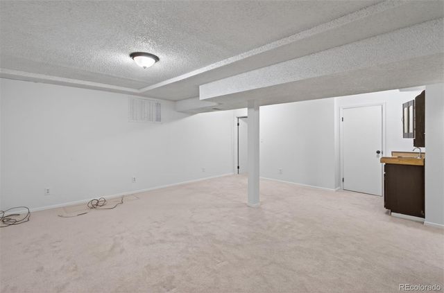 2558 S Vaughn Way D, Aurora, CO 80014