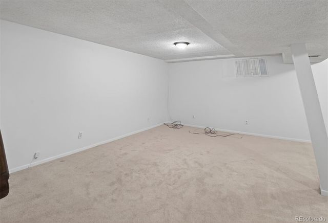 2558 S Vaughn Way D, Aurora, CO 80014