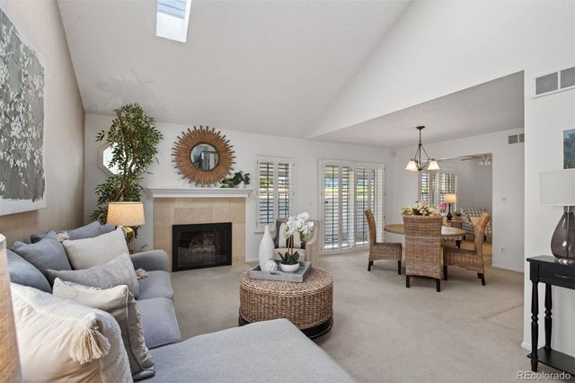 2558 S Vaughn Way D, Aurora, CO 80014