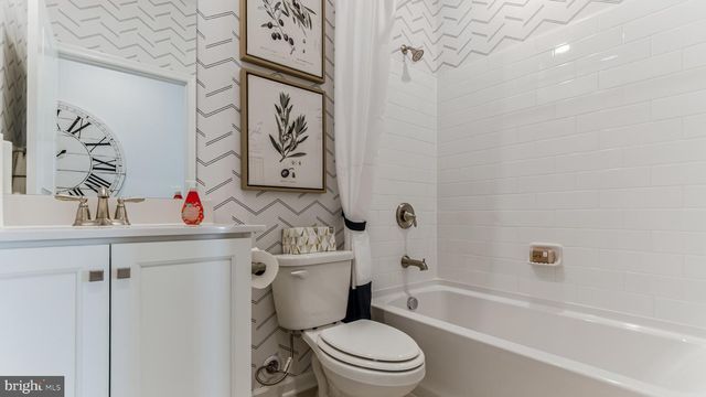 530 TROLLEY LANE, Sellersville, PA 18960