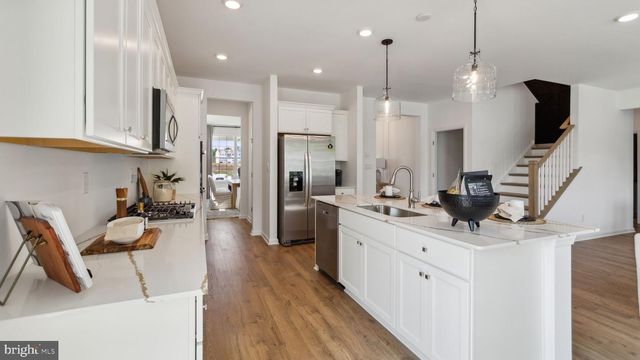 530 TROLLEY LANE, Sellersville, PA 18960