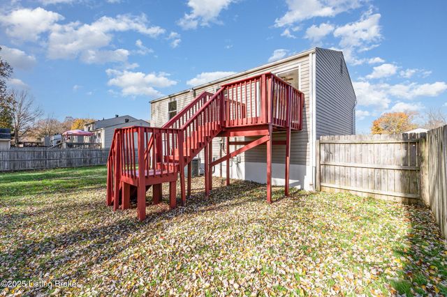 3700 Canopus Ct, Louisville, KY 40219