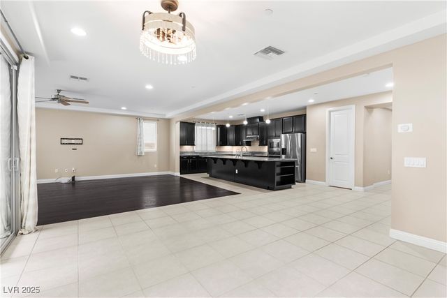 1189 Hillside Peak Street, Henderson, NV 89002