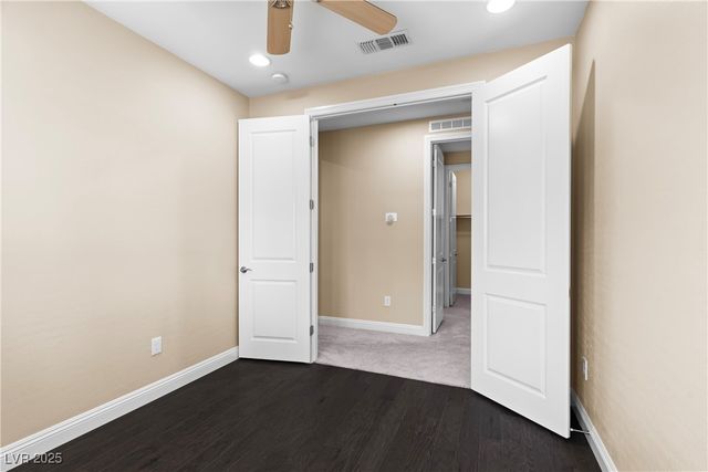 1189 Hillside Peak Street, Henderson, NV 89002