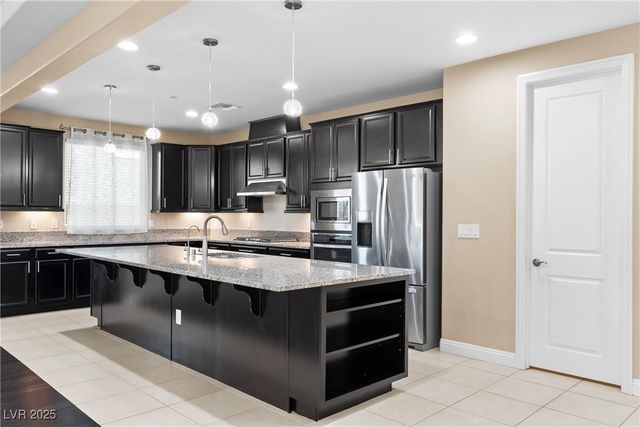 1189 Hillside Peak Street, Henderson, NV 89002