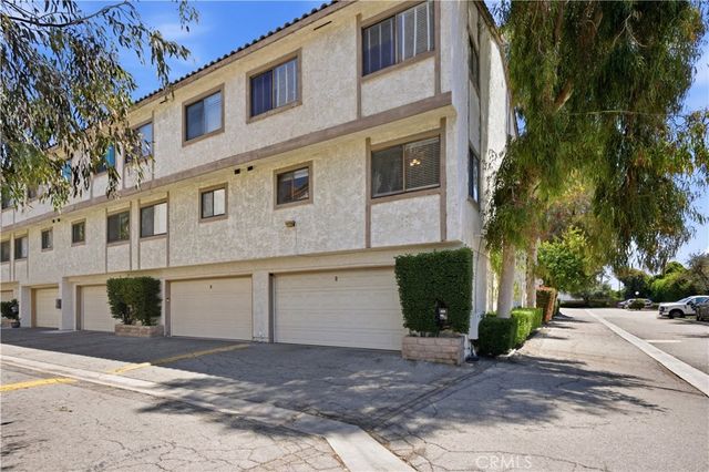 20224 Sherman 48, Winnetka, CA 91306