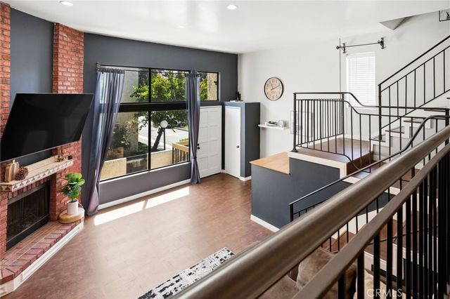 20224 Sherman 48, Winnetka, CA 91306