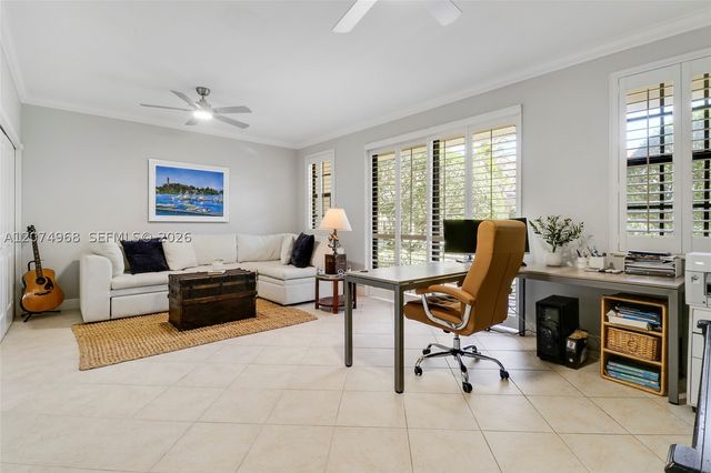 703 Del Sol Cir 703, Tequesta, FL 33469