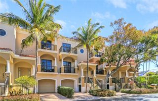 703 Del Sol Cir 703, Tequesta, FL 33469