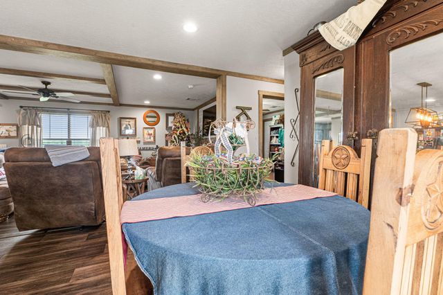 22360 640, Damon, TX 77430