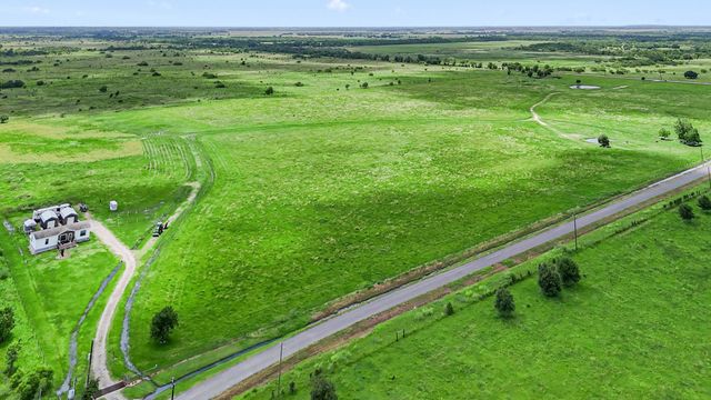 22360 640, Damon, TX 77430