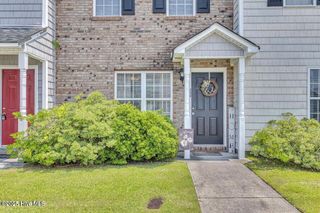 208 Bridgewood Drive, Jacksonville, NC 28546