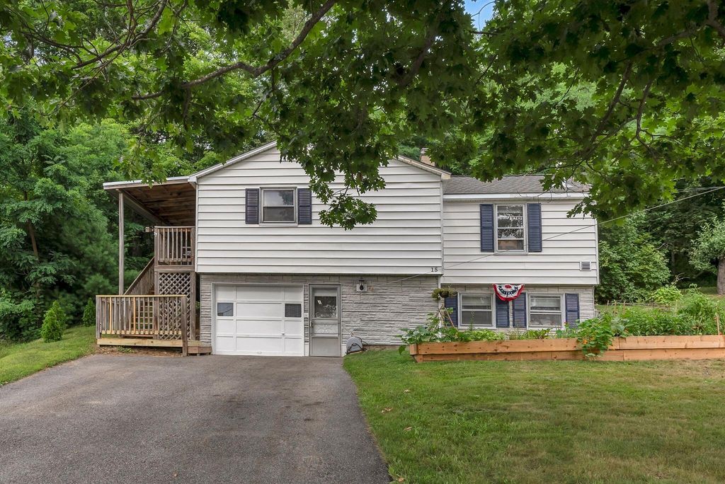 15 Peter Boulevard, Lewiston, ME 04240 — exterior