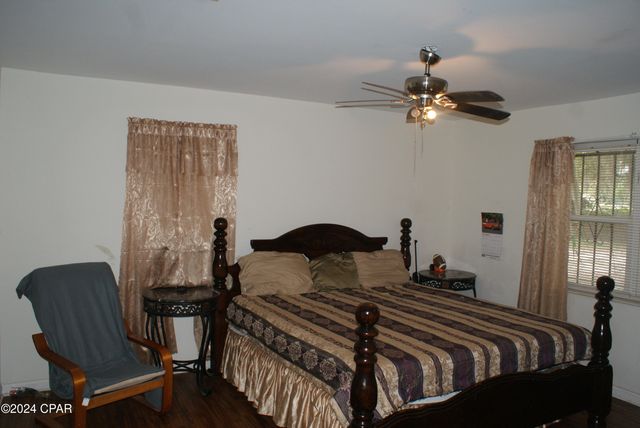 5728 Snowhill Road, Malone, FL 32445