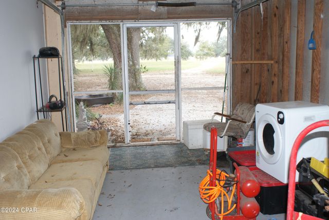 5728 Snowhill Road, Malone, FL 32445