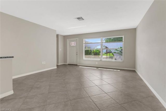 4472 Beechwood Lake DR, Naples, FL 34112