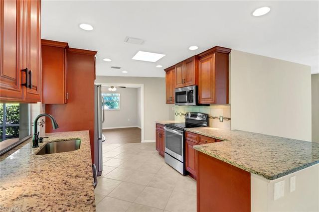4472 Beechwood Lake DR, Naples, FL 34112