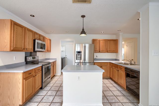 10838 Bentsen Palm, San Antonio, TX 78254