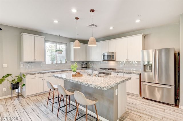 1371 Bear Brook Avenue, Henderson, NV 89074