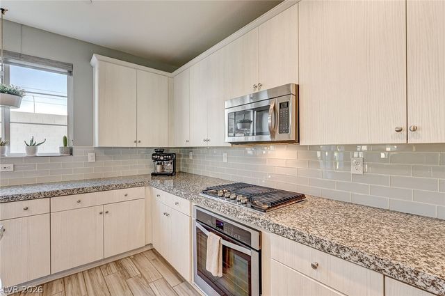 1371 Bear Brook Avenue, Henderson, NV 89074