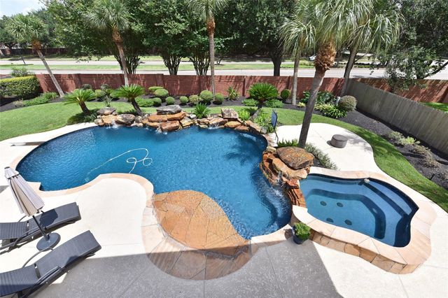 6435 Ivy Falls Falls, Missouri City, TX 77459