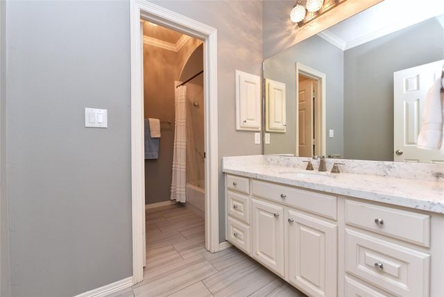6435 Ivy Falls Falls, Missouri City, TX 77459