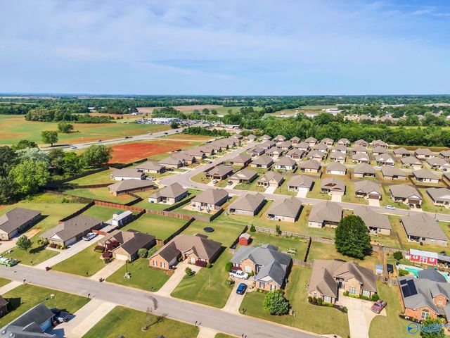 14573 Norfleet Drive, Athens, AL 35613