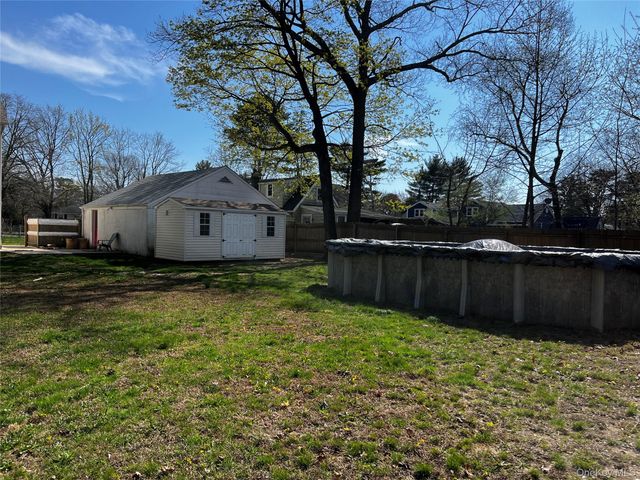 51 Bushwick Avenue, Brentwood, NY 11717