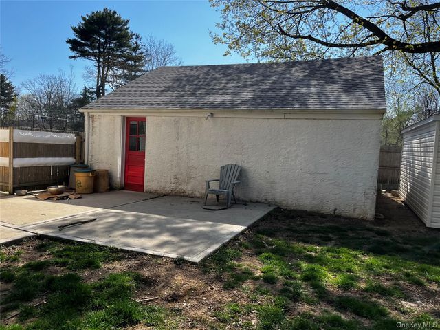 51 Bushwick Avenue, Brentwood, NY 11717