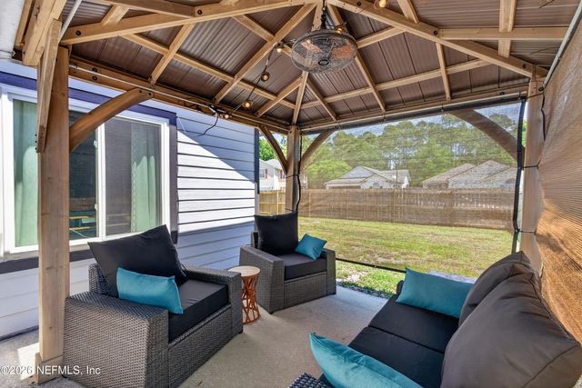 12380 SONDRA COVE Trail N, Jacksonville, FL 32225