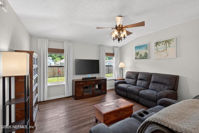 12380 SONDRA COVE Trail N, Jacksonville, FL 32225