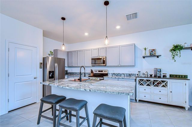 219 MANGROVE SHADE CIRCLE, Apollo Beach, FL 33572