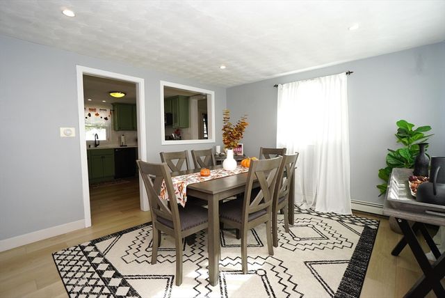1042 Chandler St, Tewksbury, MA 01876