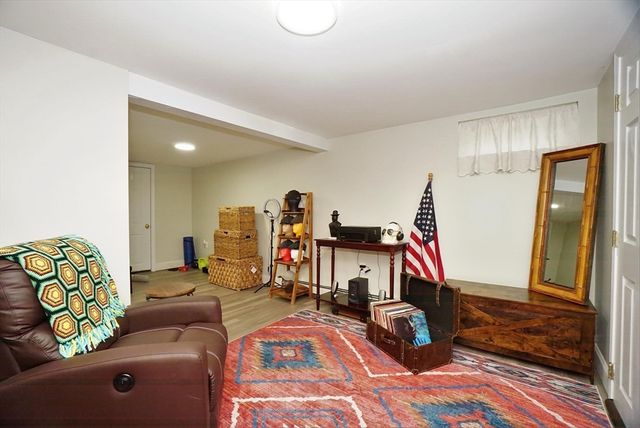 1042 Chandler St, Tewksbury, MA 01876