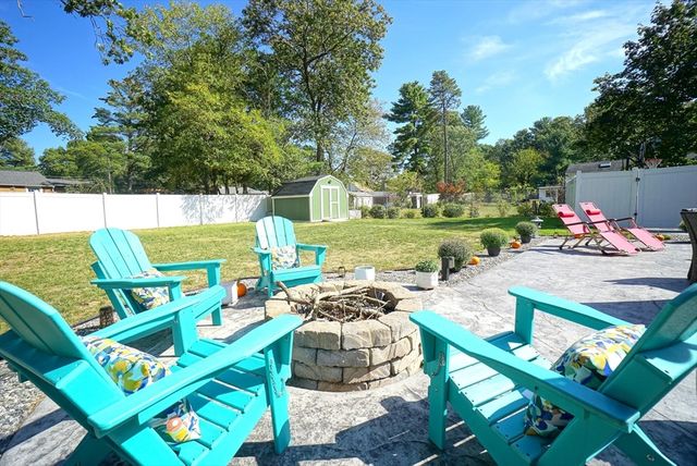 1042 Chandler St, Tewksbury, MA 01876
