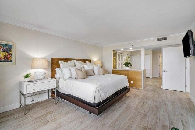 3115 S Ocean Boulevard 1001, Highland Beach, FL 33487