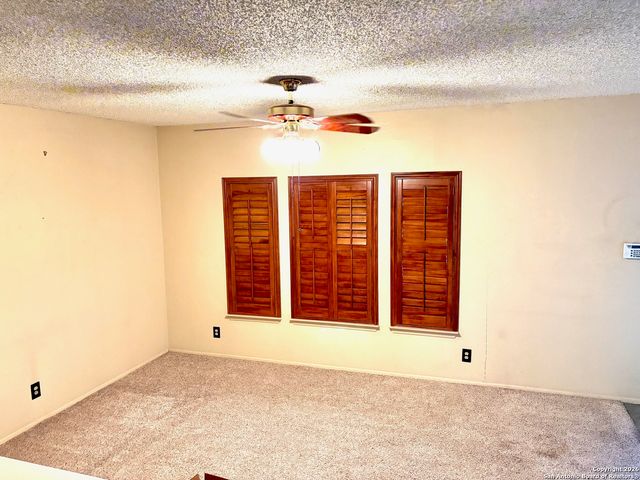 7501 Avery, Live Oak, TX 78233