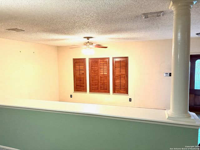 7501 Avery, Live Oak, TX 78233