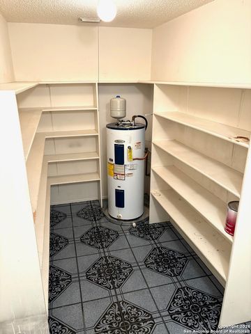 7501 Avery, Live Oak, TX 78233