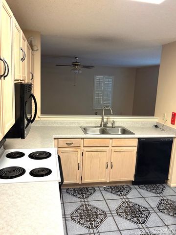 7501 Avery, Live Oak, TX 78233