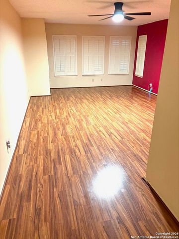 7501 Avery, Live Oak, TX 78233