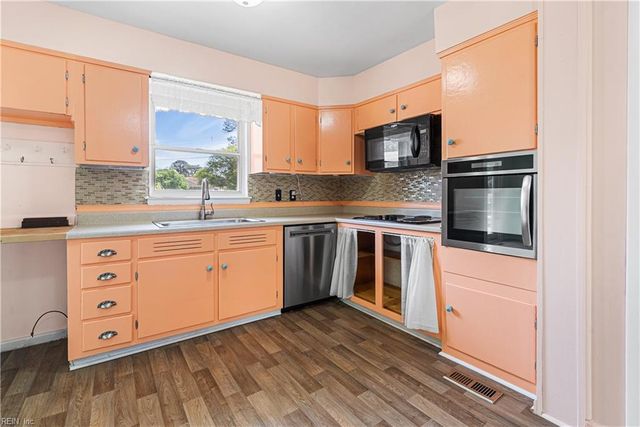 3600 Kevin DR, Norfolk, VA 23518