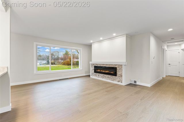 3460 Clayton Avenue, Waterford Charter Township, MI 48329
