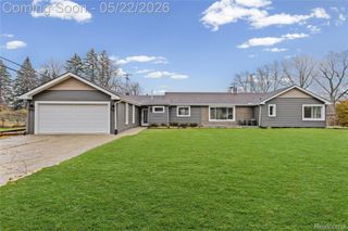 3460 Clayton Avenue, Waterford Charter Township, MI 48329