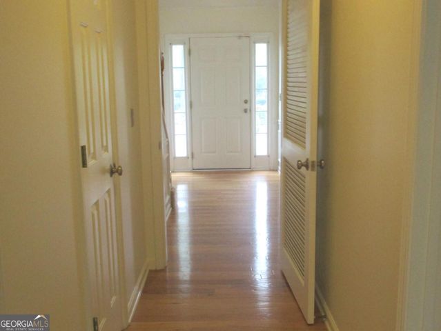 1112 Thornborough Drive, Alpharetta, GA 30004