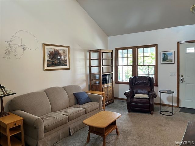 22 Old Mill Circle, Elma, NY 14059