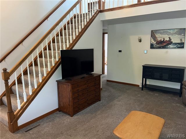 22 Old Mill Circle, Elma, NY 14059