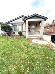 3925 Clippert Street, Dearborn Heights, MI 48125