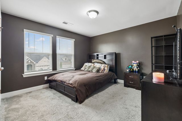 4327 Stone Hall Blvd, Hermitage, TN 37076